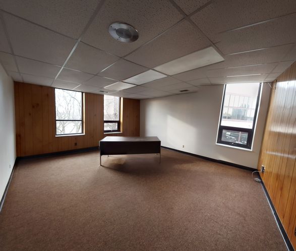 Suite 204